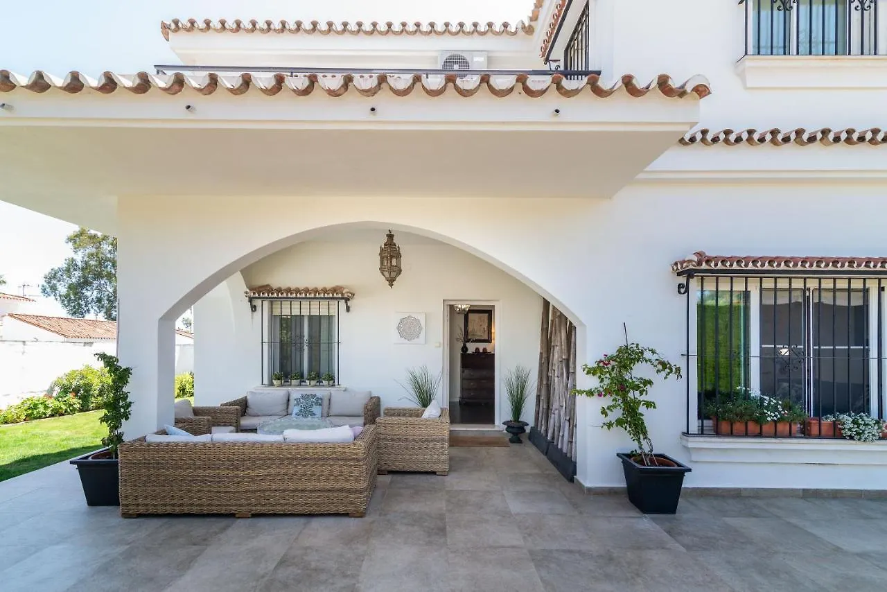 Vb Velazquez 6Bdr Independent Villa Benalmádena Spanje
